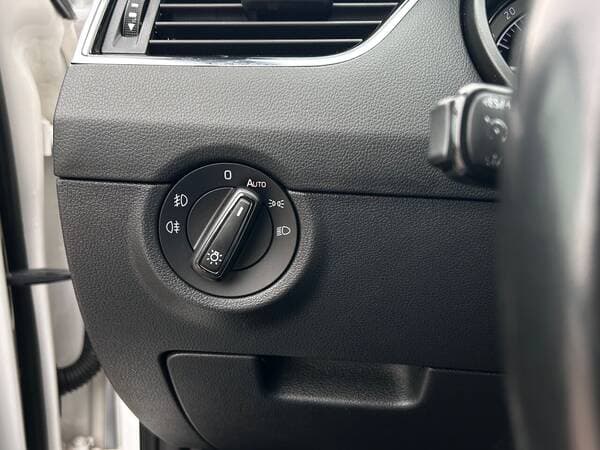 Skoda Octavia Scout 2018 — Миниатюра 14