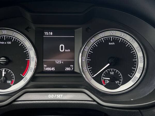 Skoda Octavia Scout 2018 — Миниатюра 9