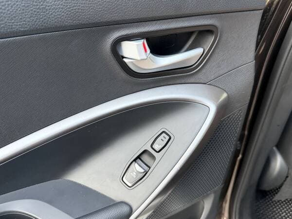 2015 Hyundai Santa Fe — Miniatură 18