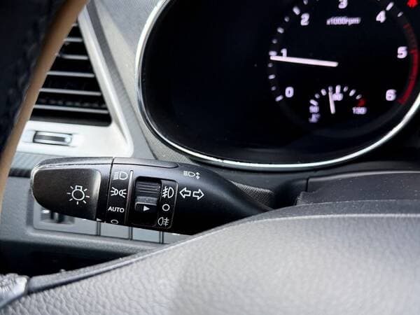 2015 Hyundai Santa Fe — Miniatură 15