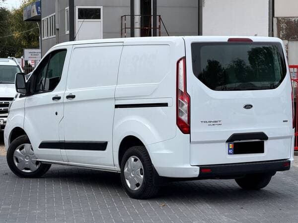 2018 Ford Transit — Miniatură 4