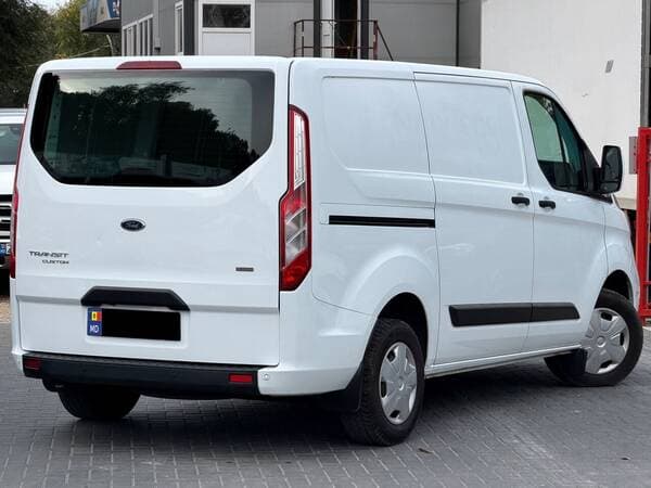 2018 Ford Transit — Miniatură 3