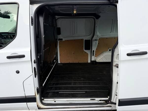 2018 Ford Transit — Miniatură 16