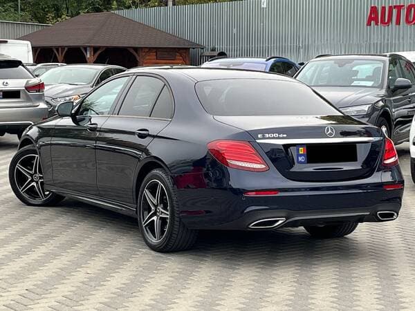 2019 Mercedes E 300 — Miniatură 3