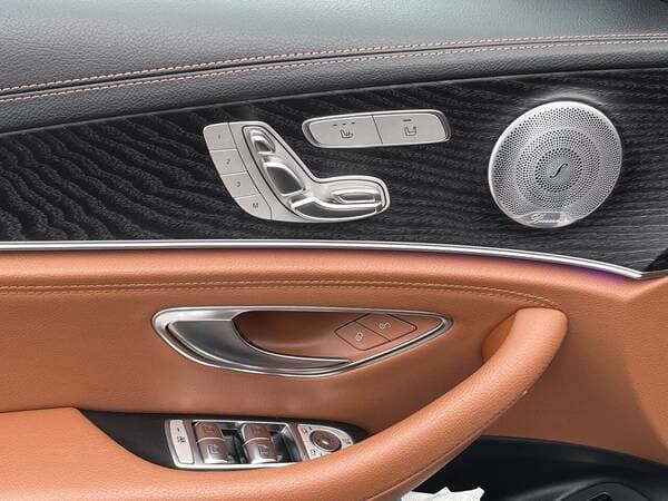 2019 Mercedes E 300 — Miniatură 15
