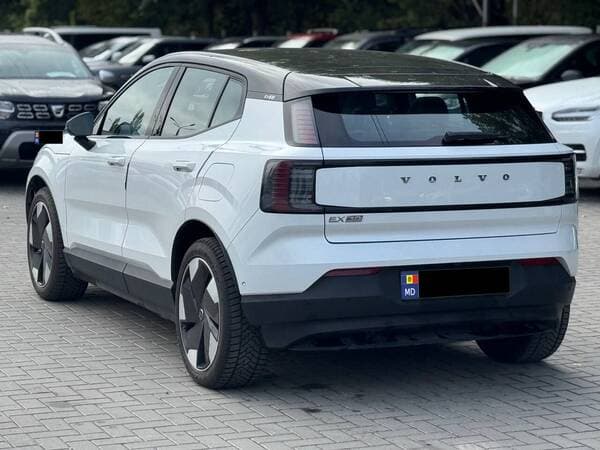 2024 Volvo EX 30 — Miniatură 4