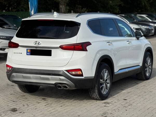 2019 Hyundai Santa Fe — Miniatură 3