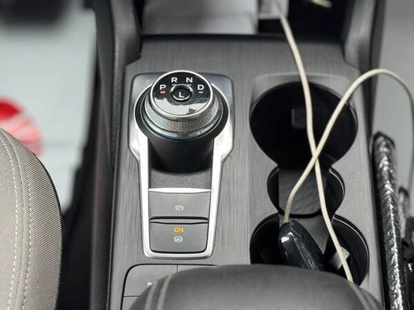 2022 Ford Escape — Miniatură 14