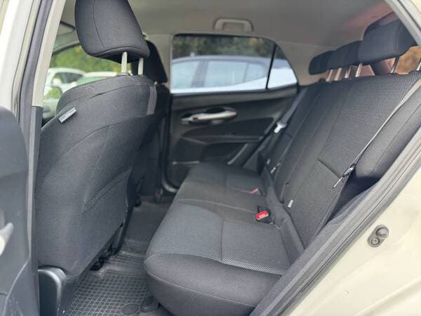 Toyota Auris 2011 — Миниатюра 16