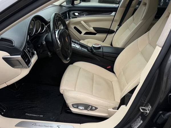 2015 Porsche Panamera — Miniatură 7
