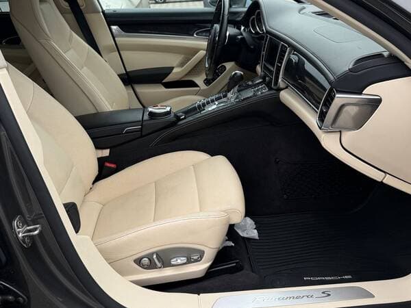 2015 Porsche Panamera — Miniatură 8