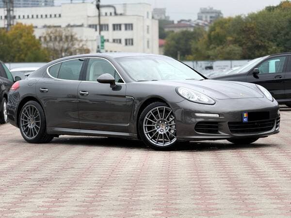 2015 Porsche Panamera — Miniatură 2