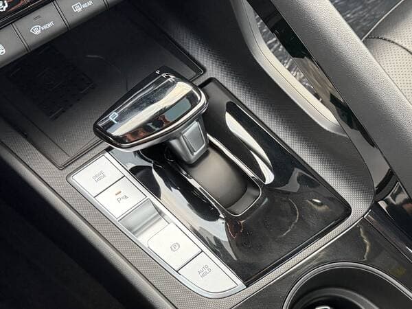 2026 Hyundai Elantra — Miniatură 14