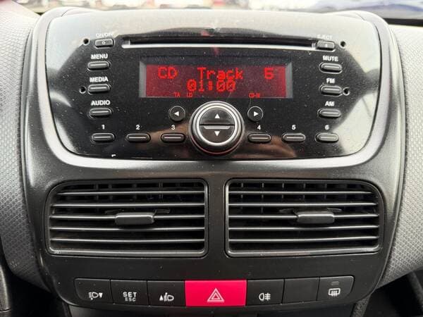 2013 Fiat Doblo — Miniatură 9