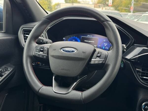 2021 Ford Kuga — Miniatură 9