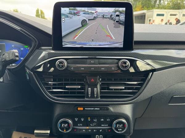 2021 Ford Kuga — Miniatură 12