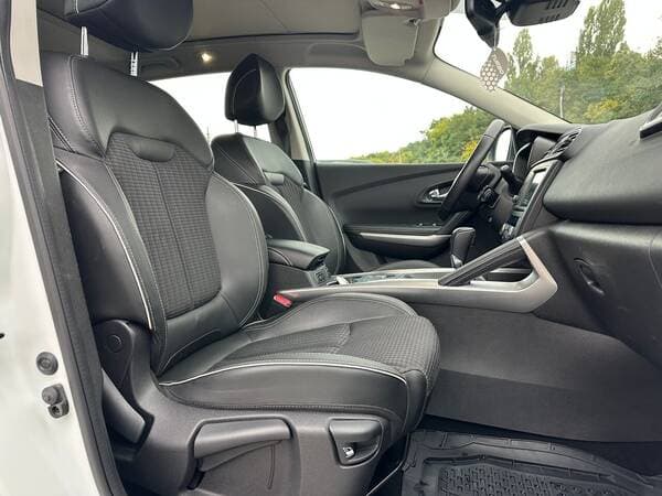2015 Renault Kadjar — Miniatură 8