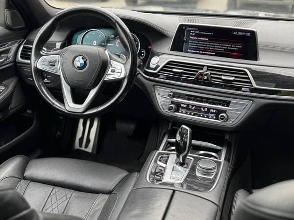 2016 BMW 740e — Miniatură 10