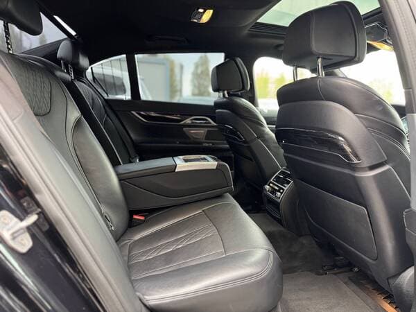 2016 BMW 740e — Miniatură 24