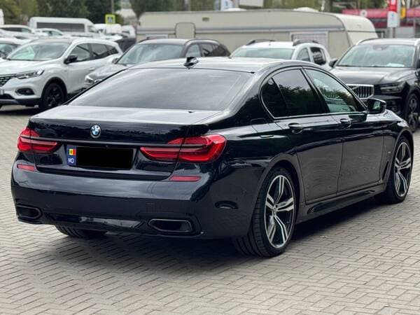 2016 BMW 740e — Miniatură 3