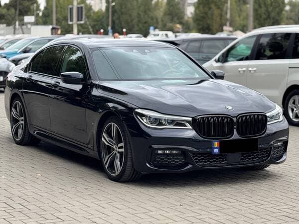 2016 BMW 740e — Miniatură 2