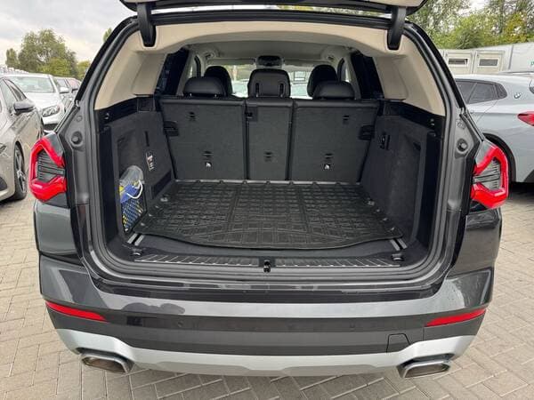 BMW X3 2.0D 2022 — Миниатюра 21