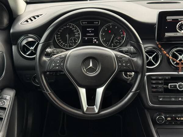 Mercedes A 180 2013 — Миниатюра 8