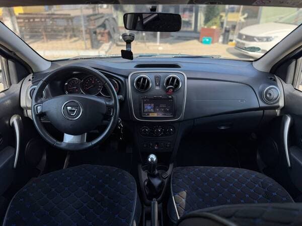2015 Dacia Sandero Stepway — Miniatură 7