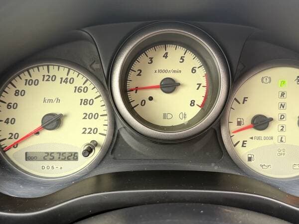 2001 Toyota Rav-4 — Miniatură 9