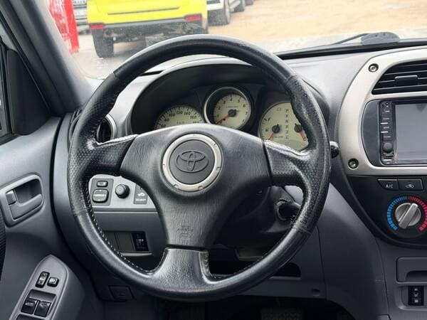 2001 Toyota Rav-4 — Miniatură 8