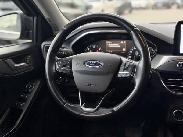 2020 Ford Focus — Miniatură 10