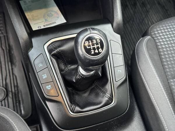 2020 Ford Focus — Miniatură 16