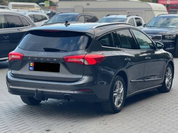 2020 Ford Focus — Miniatură 3