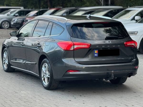 2020 Ford Focus — Miniatură 4