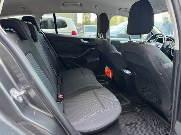 2020 Ford Focus — Miniatură 15