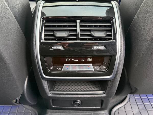 2019 BMW X5 4.0i — Miniatură 19