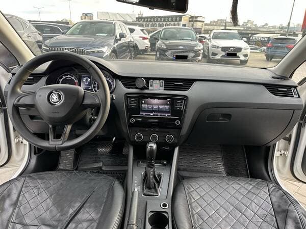 2019 Skoda Octavia — Miniatură 7
