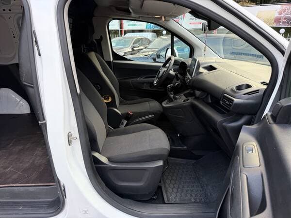 2021 Opel Combo — Miniatură 6