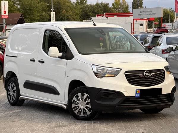 2021 Opel Combo — Miniatură 2