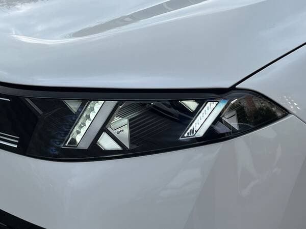 2026 BMW X5 4.0i — Miniatură 5