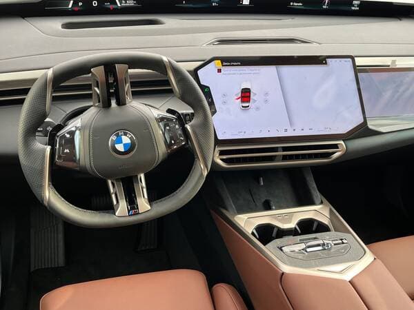 2026 BMW X5 4.0i — Miniatură 10