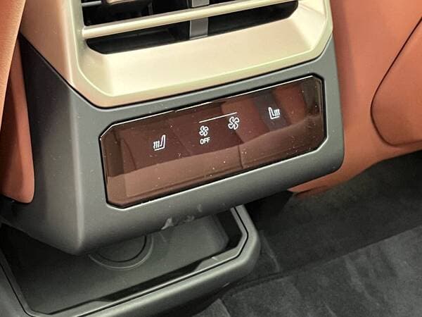 2026 BMW X5 4.0i — Miniatură 24