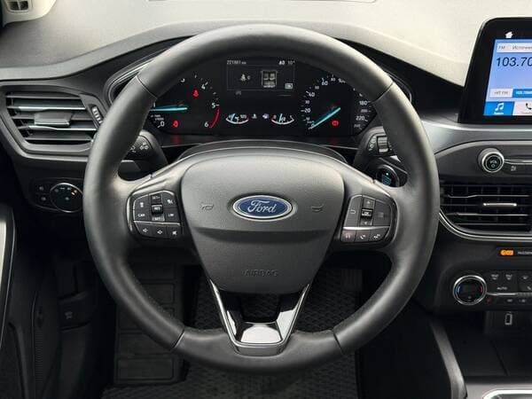 Ford Focus 2019 — Миниатюра 10