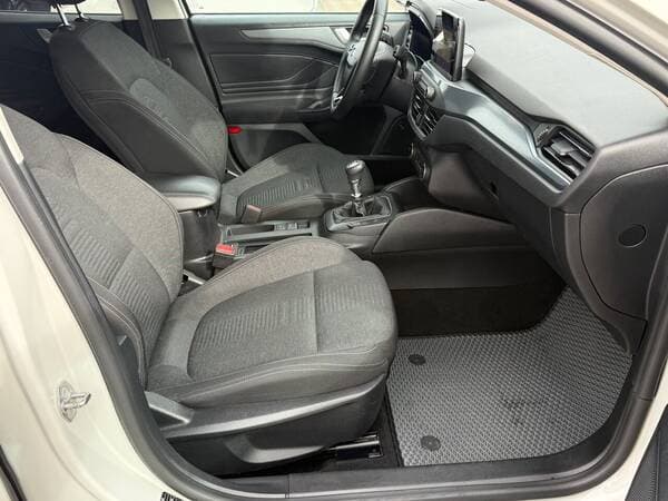 Ford Focus 2019 — Миниатюра 8