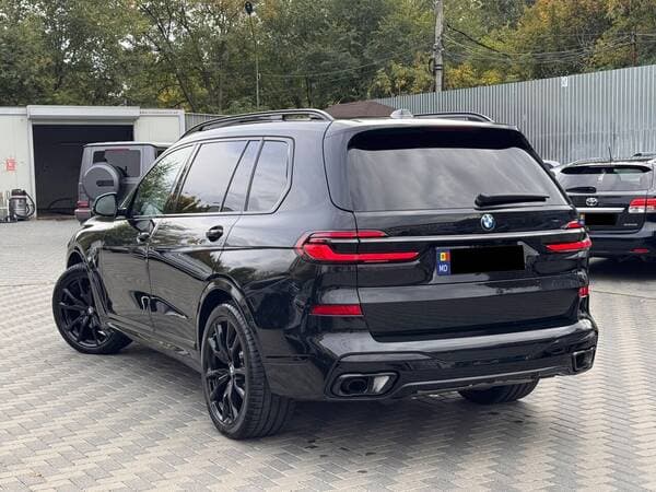 2025 BMW X7 4.0d — Miniatură 4