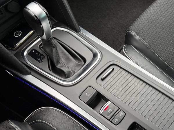 2017 Renault Megane — Miniatură 12