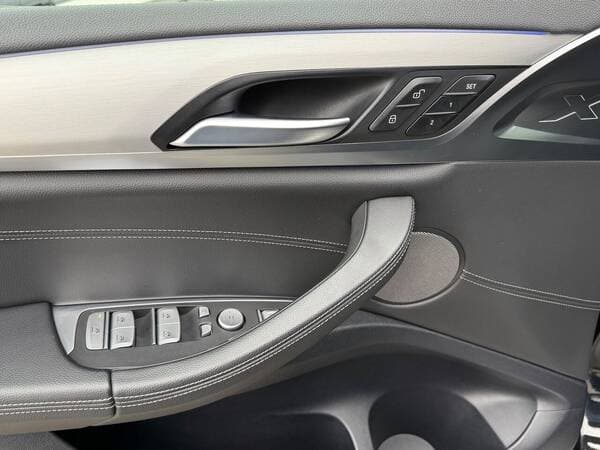 BMW X4 3.0i 2018 — Миниатюра 17
