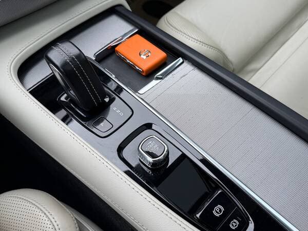 2021 Volvo XC 90 — Miniatură 15