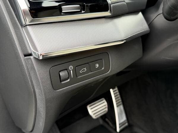 2021 Volvo XC 90 — Miniatură 16