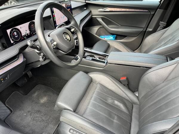 2024 Skoda Superb — Miniatură 6